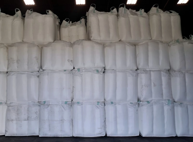 Konfekcjonowanie produktów sypkich – jak wpływa na konkurencyjność w przemyśle?